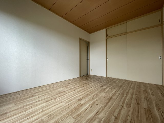 エーデルハイムAの洋室