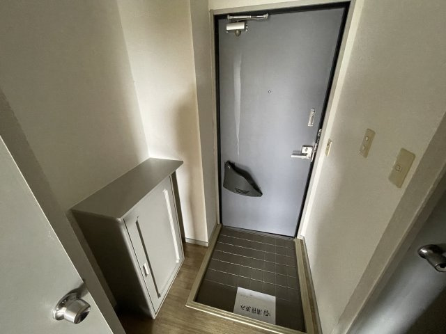 エーデルハイムAの玄関