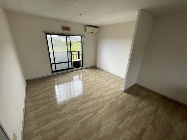 エーデルハイムAの居間・リビング