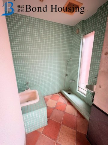 「分譲駐車場権利付き」　灘区岩屋中町　ワコーレ灘ヴァリスのその他共用部分