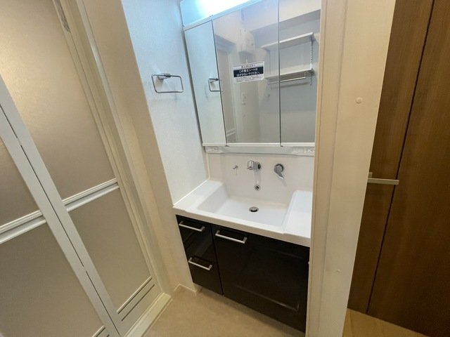 パルティール　ｄｅｕｘの洗面所|コンパクトで使いやすい洗面所