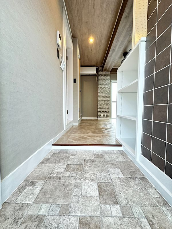 ビタミンテラス下山手の玄関