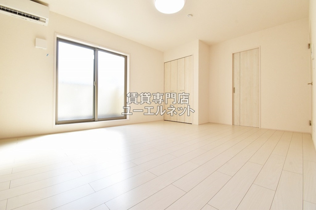 【居間・リビング】 | フジパレス立花駅北 | 洋室10.5帖