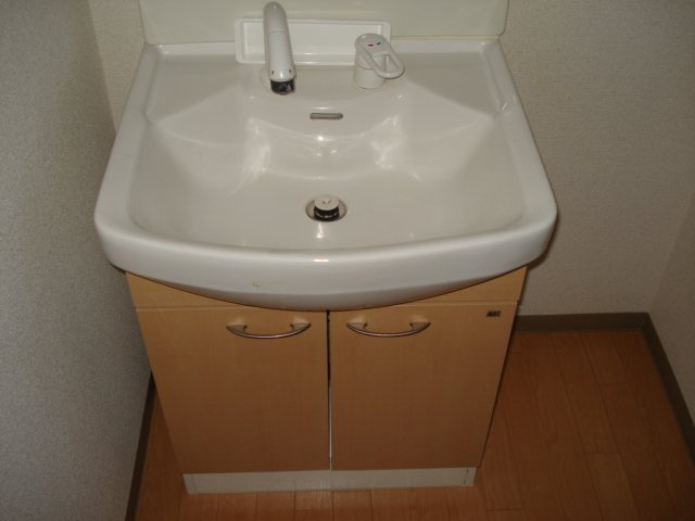 エンジョイ　ライフの洗面所|洗髪洗面化粧台