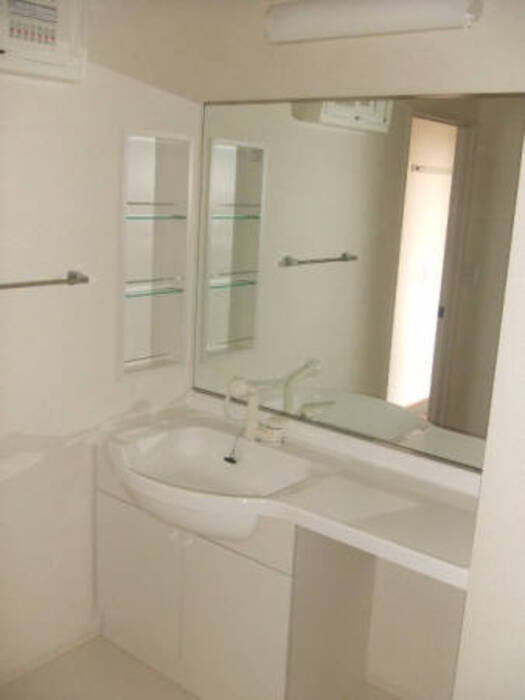 シェノアの洗面所