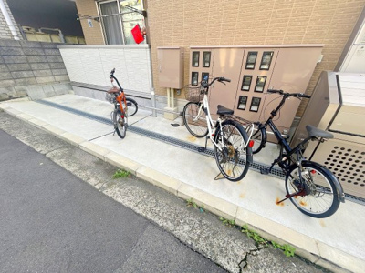 【その他共用部分】 | トリシア・ヒナ