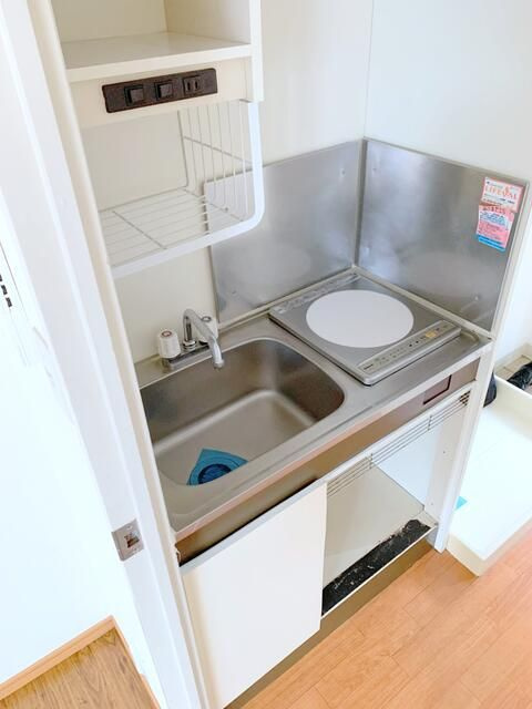 プレステージ三鷹のキッチン