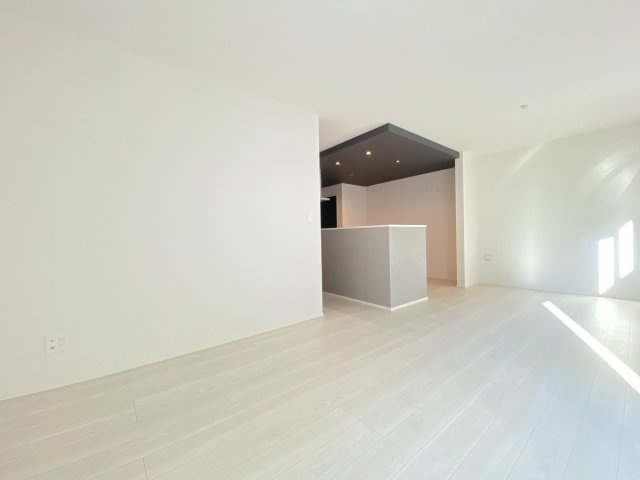 『八王子市新築戸建て』八王子市暁町3-2-5【仲介手数料無料】　　３期　の洋室|～仲介手数料無料☆八王子ひなた不動産～八王子市暁町　新築戸建て