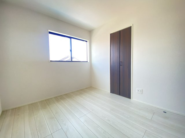 『八王子市新築戸建て』八王子市暁町3-2-5【仲介手数料無料】　　３期　の洋室|～仲介手数料無料☆八王子ひなた不動産～八王子市暁町　新築戸建て