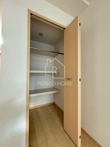 パークサイド法円坂の収納