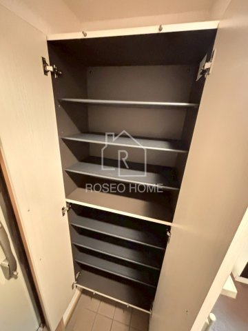 パークサイド法円坂の収納