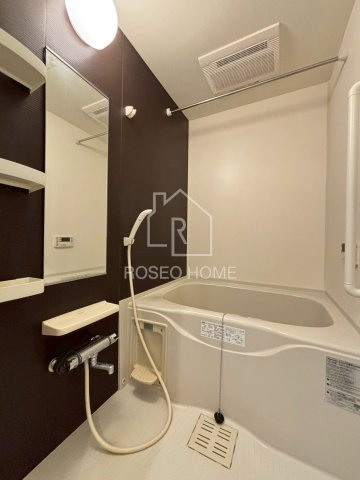 パークサイド法円坂の浴室