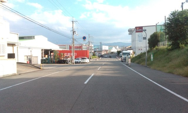 堺市南区原山台5丁貸工場倉庫187万円の駐車場
