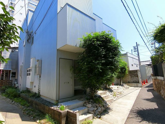 W＆R　APARTMENT　01の外観
