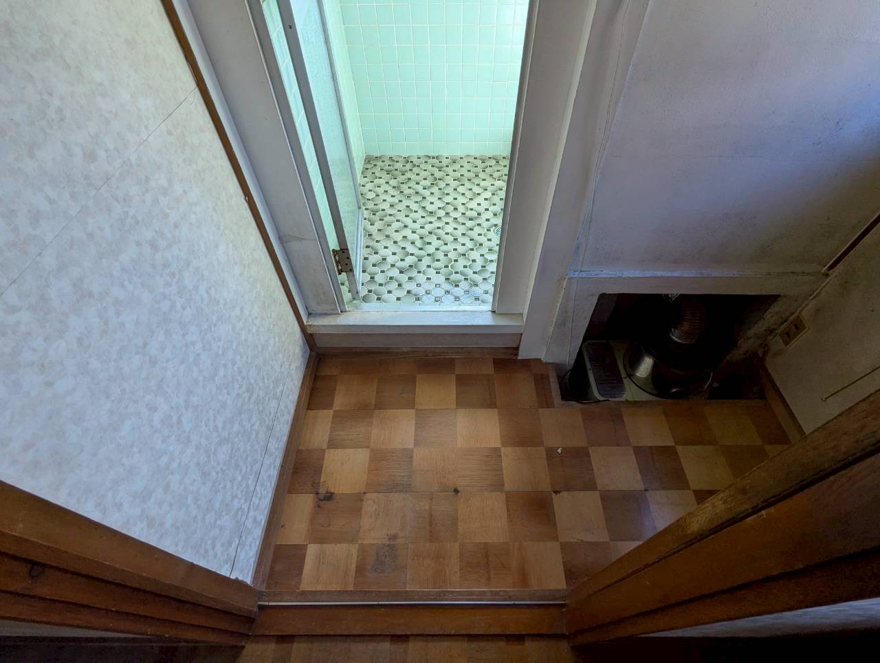 星が浦北1丁目1番　中古住宅の洗面所