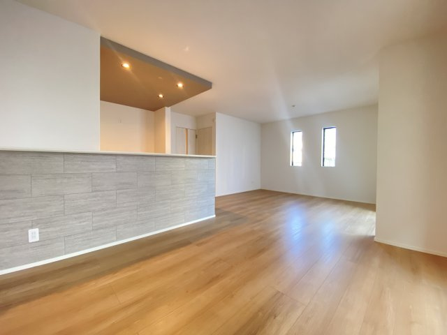 『八王子市新築戸建て』八王子市暁町3-2-5【仲介手数料無料】　　３期　の居間・リビング