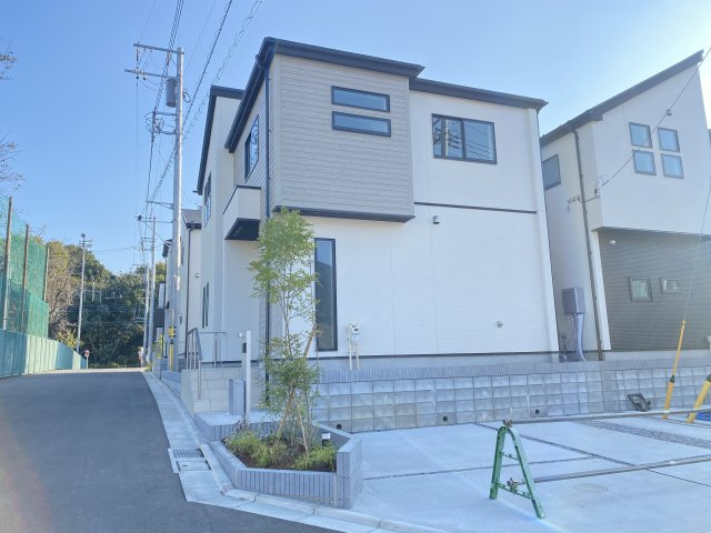 『八王子市新築戸建て』八王子市暁町3-2-5【仲介手数料無料】　　３期　の外観|～仲介手数料無料☆八王子ひなた不動産～八王子市暁町　新築戸建て