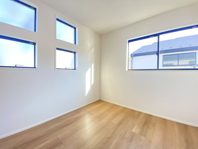 『八王子市新築戸建て』八王子市暁町3-2-5【仲介手数料無料】　　３期　の洋室|～仲介手数料無料☆八王子ひなた不動産～八王子市暁町　新築戸建て