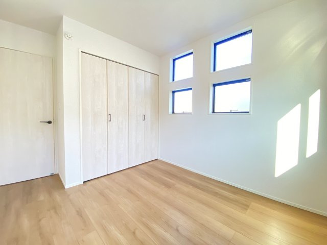 『八王子市新築戸建て』八王子市暁町3-2-5【仲介手数料無料】　　３期　の洋室|～仲介手数料無料☆八王子ひなた不動産～八王子市暁町　新築戸建て