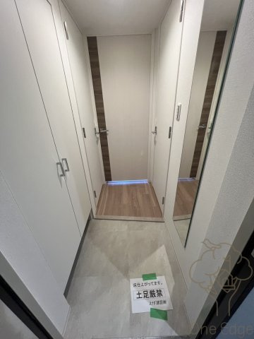 セレニテ十三ミラクの玄関