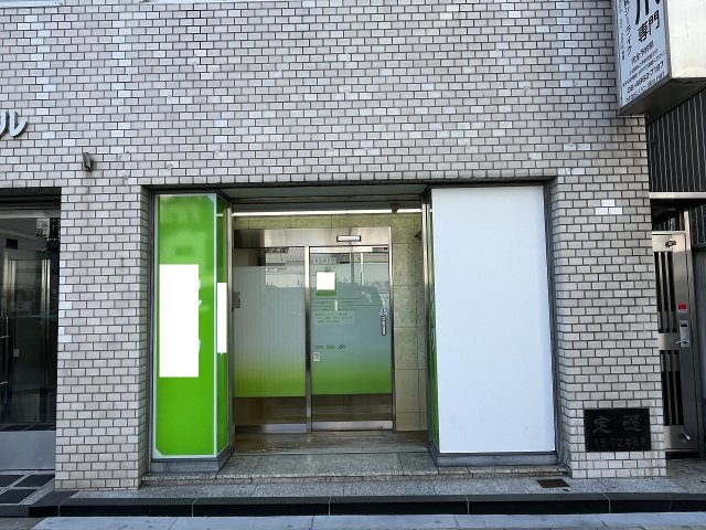 大阪市北区浪花町の店舗事務所の外観