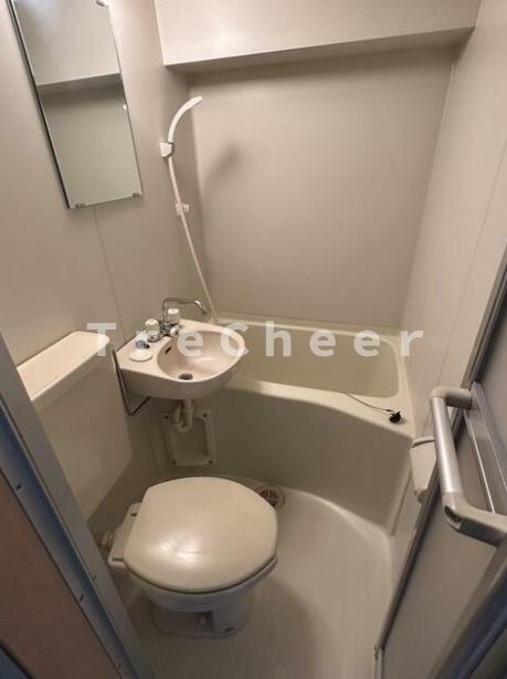 シャンテ浅草橋1の浴室