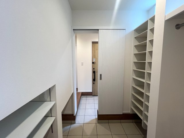 国道129号線まですぐ！厚木市下川入 新築戸建の収納|収納豊富です