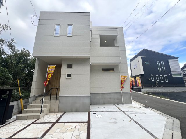 国道129号線まですぐ！厚木市下川入 新築戸建の外観|物件の外観です