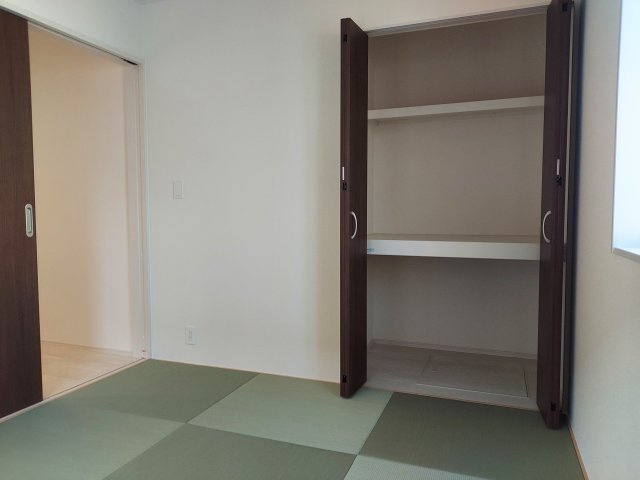 宝塚市逆瀬台5丁目新築一戸建の和室|1階和室5.25帖