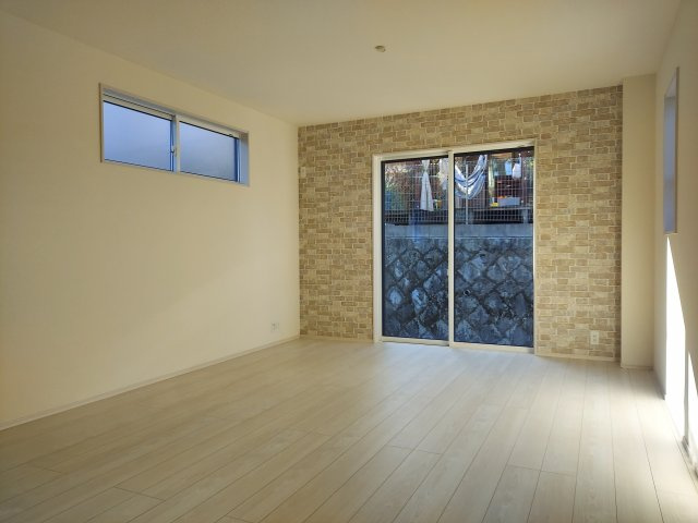 宝塚市逆瀬台5丁目新築一戸建の居間・リビング