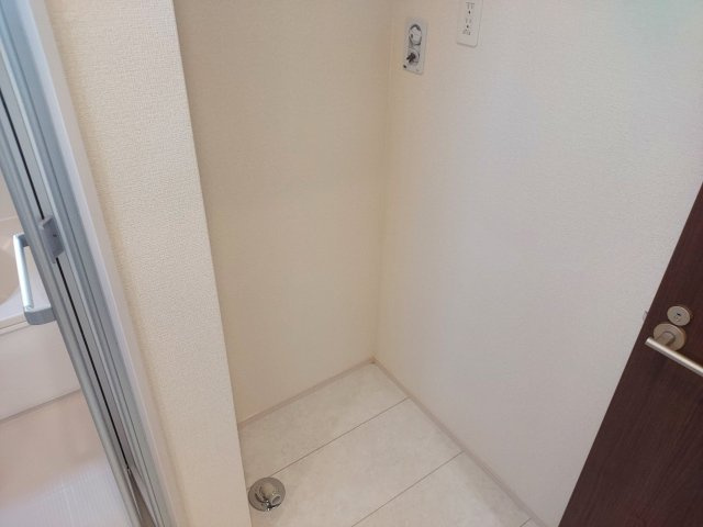 宝塚市逆瀬台5丁目新築一戸建の洗面所|洗濯機置場