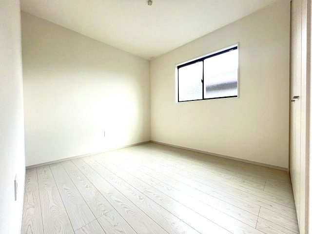 【子供部屋】 | 福岡市南区大平寺1丁目10期　2号棟（全2棟）【仲介手数料無料・0円】 | 施工例。施工例は完成時と異なる場合があります。