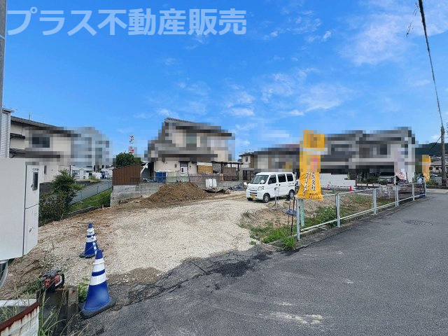 【外観】 | 福岡市南区大平寺1丁目10期　2号棟（全2棟）【仲介手数料無料・0円】 | 現地写真。プラス不動産販売なら、現場の全ての棟をまとめてご見学頂けます。