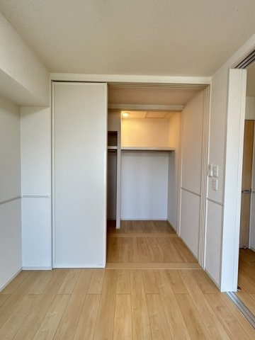 エレガントコーエイ　Ⅰの収納|こまごまとしたものを収納できそうですね