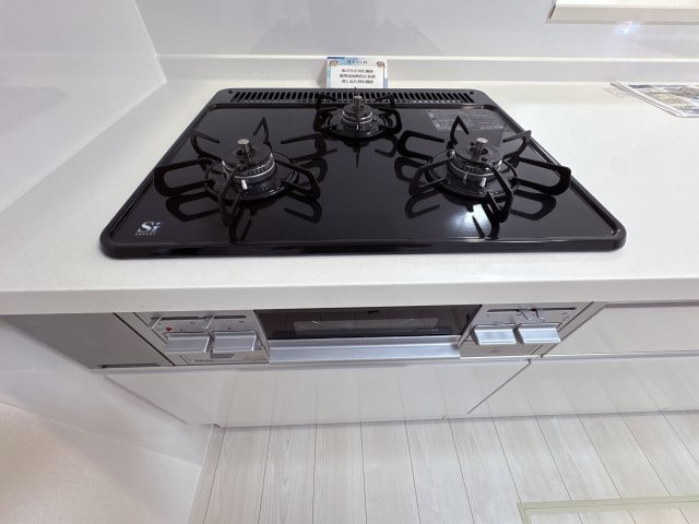 ハートフルタウンうるま市兼箇段Ⅱ-1号棟のキッチン