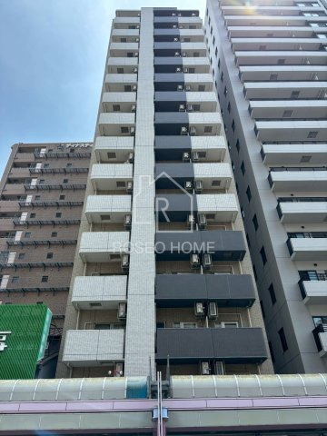 ファーストフィオーレ心斎橋イーストの外観
