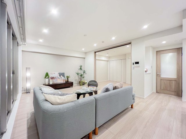 ミオカステーロ港北Ⅱの居間・リビング