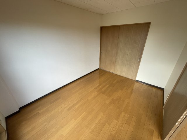 エーデルハイムCの洋室