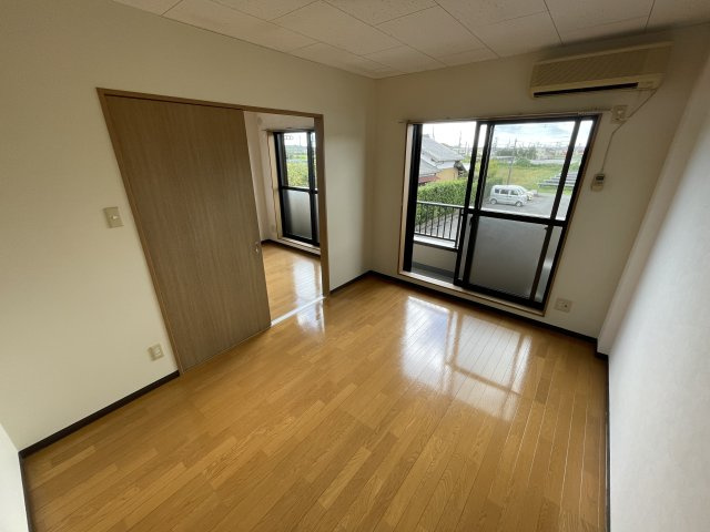 エーデルハイムCの洋室