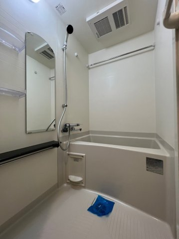 プレサンス久屋大通公園セラフィ　名古屋市賃貸　仲介手数料無料の浴室