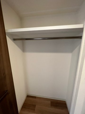 プレサンス久屋大通公園セラフィ　名古屋市賃貸　仲介手数料無料の収納