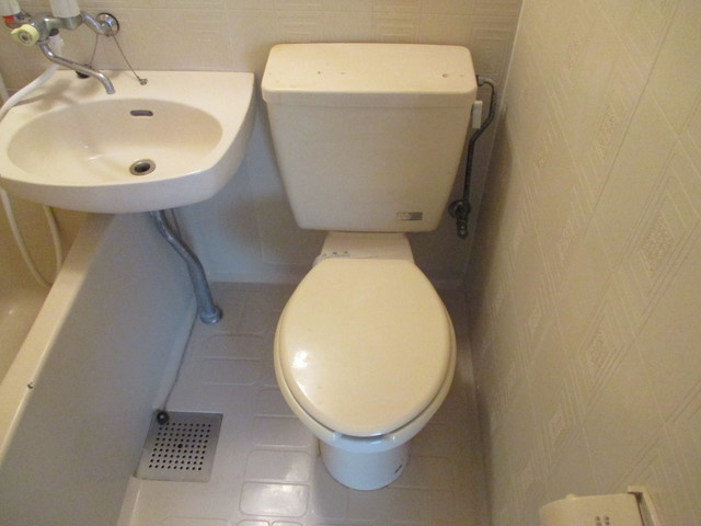 【トイレ】 | ユニットバスないのトイレです