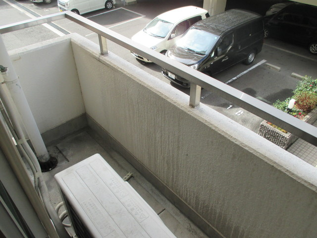 【バルコニー】 | 日当たりの良いバルコニーです