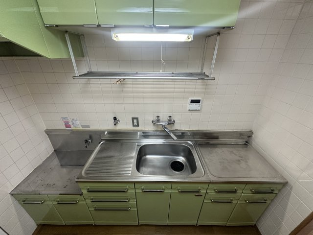 府中市宮西町３丁目の賃貸マンションのキッチン