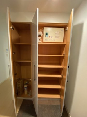 【玄関】 | プライムアーバン日本橋浜町 | シンプルで使いやすい玄関です