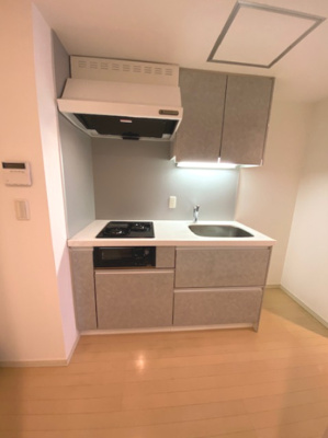 【キッチン】 | プライムアーバン日本橋浜町 | コンパクトなキッチンで掃除もラクラク