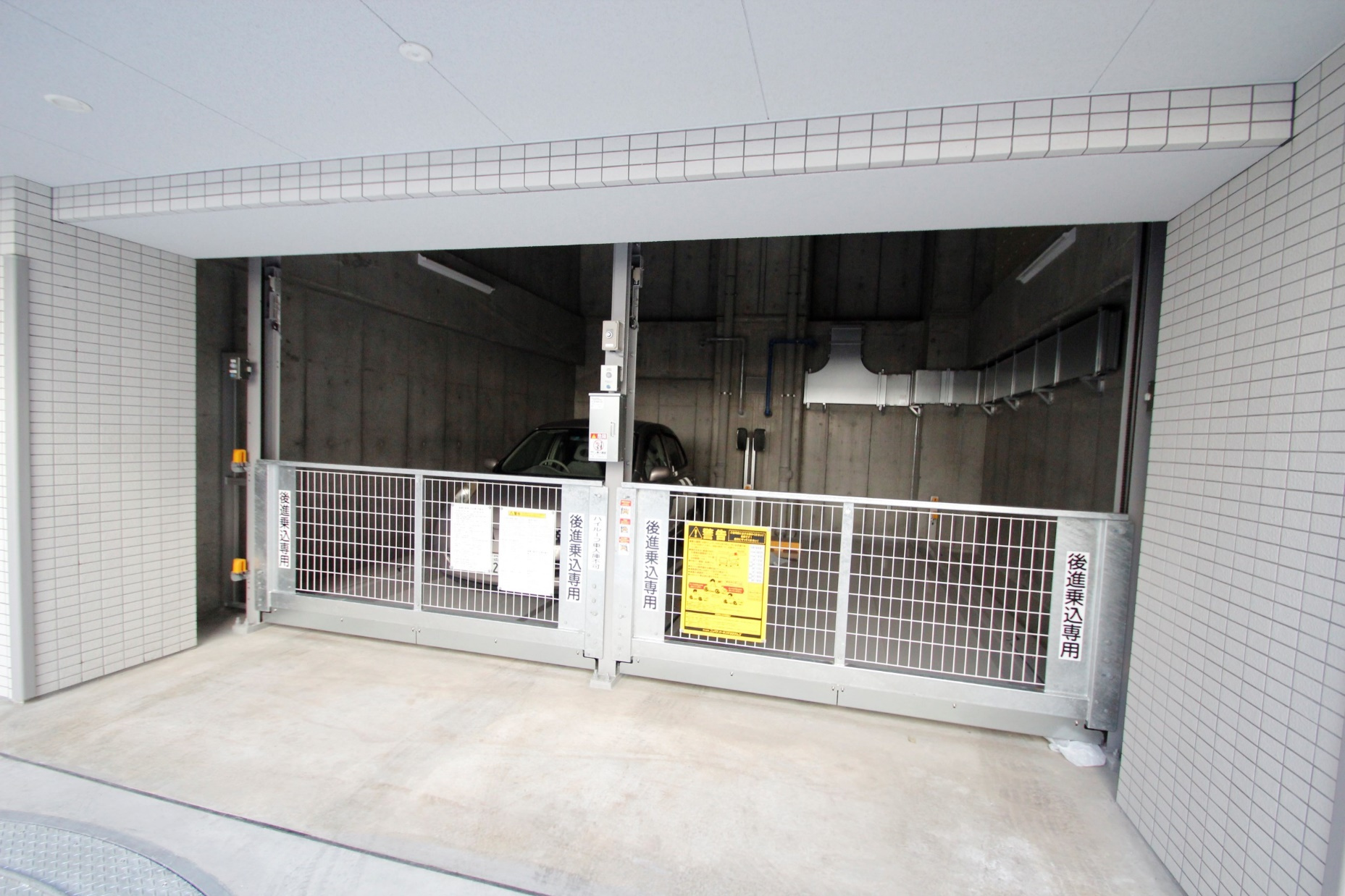 ジェノヴィア川崎駅グリーンヴェールの駐車場