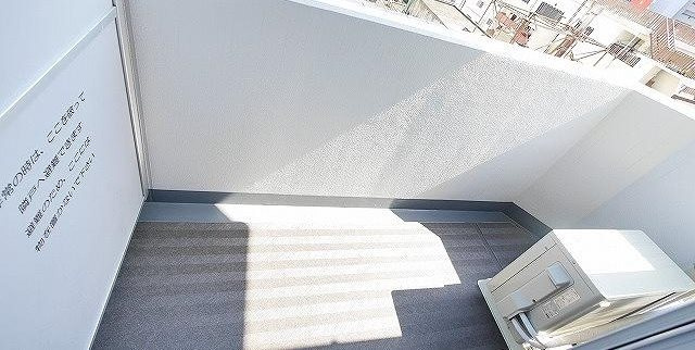 ジェノヴィア川崎駅グリーンヴェールのバルコニー