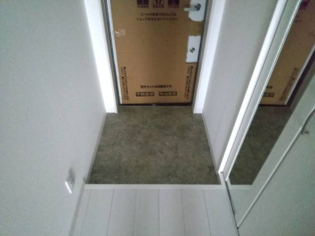 玄関も広いです