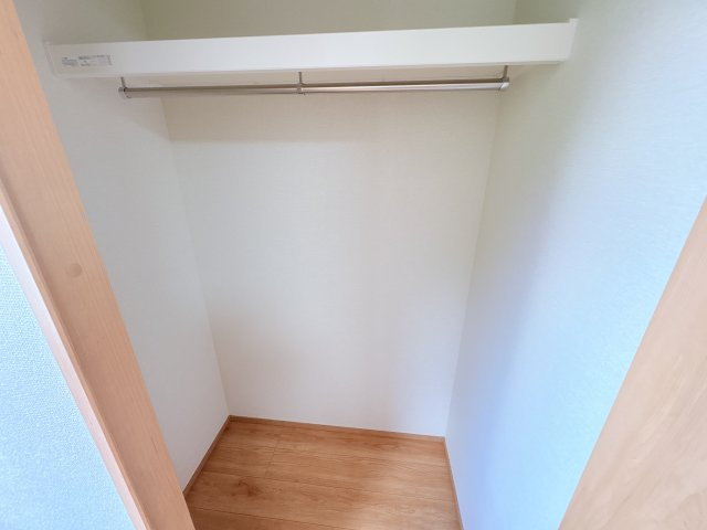 ハートフルタウンうるま市石川楚南2号棟の収納